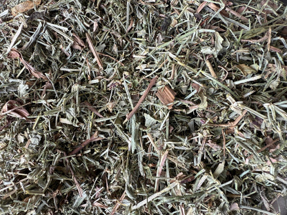 Clever Herbs - Galium aparine - cleavers - Clivers